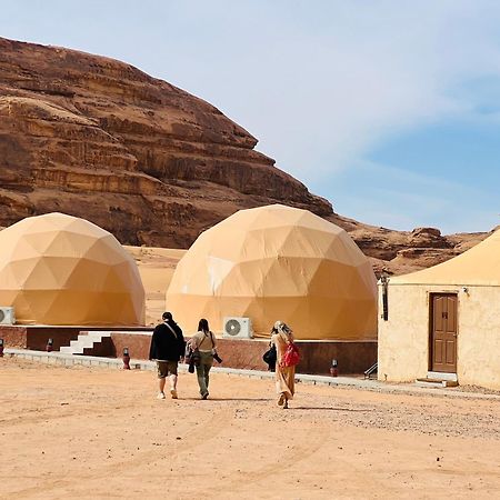 Rum Relaxation Luxury Camp Wadi Rum Exteriör bild
